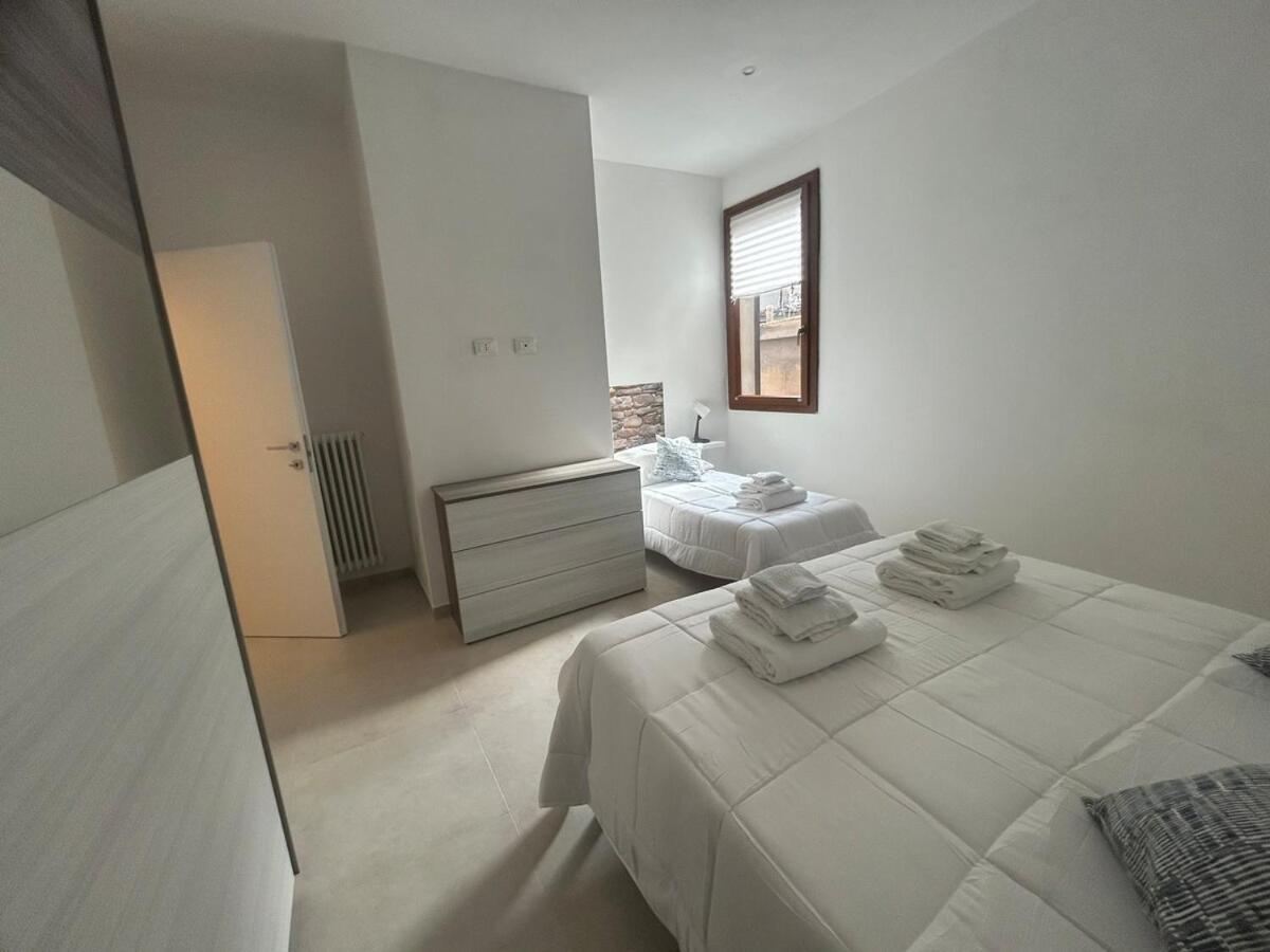 Carradori 2 Apartment-Historic Center-Autodromo Imola Dış mekan fotoğraf