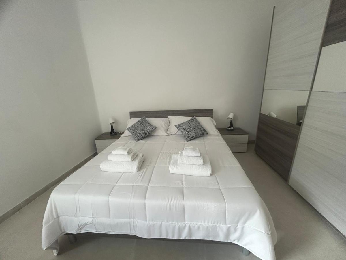 Carradori 2 Apartment-Historic Center-Autodromo Imola Dış mekan fotoğraf
